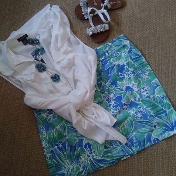 ⭐️Host Pick⭐️ Jones NY Sports Floral Skirt - Picture 2 of 5